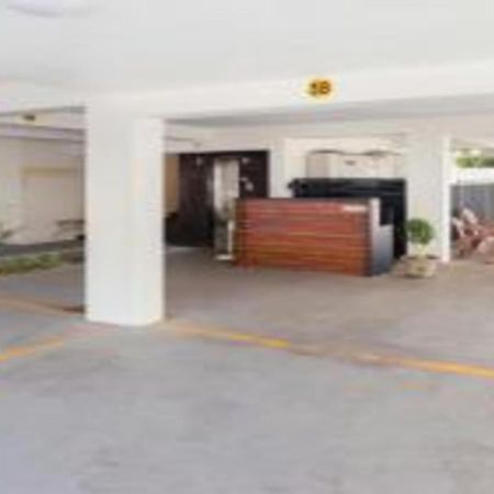 Kolam Serviced Apartments - Adyar. Madrás Exterior foto